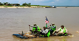 XXIV Carrera Internacional de balsas sobre el río Amazonas