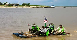 XXIV Carrera Internacional de balsas sobre el río Amazonas