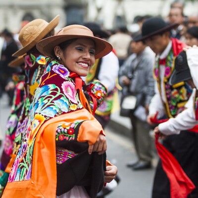 Carnavales de la Zona Sur de Huancayo - “Huaylarsh”
