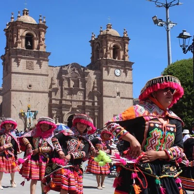 II Festival del Folklore de la Universidad Nacional del Altiplano Puno 2024
