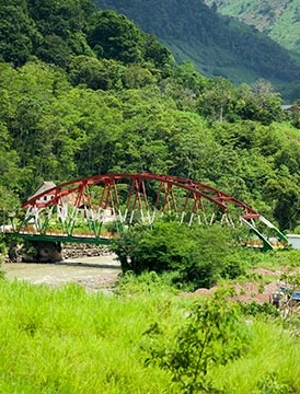 Tres colonias en la ruta Oxapampa, Pozuzo y Villa Rica