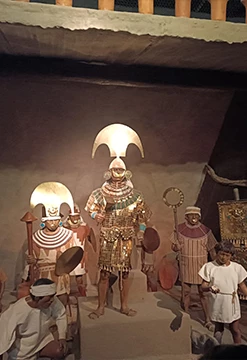 Descubre Sipán: Viaje al Tesoro Mochica desde Trujillo