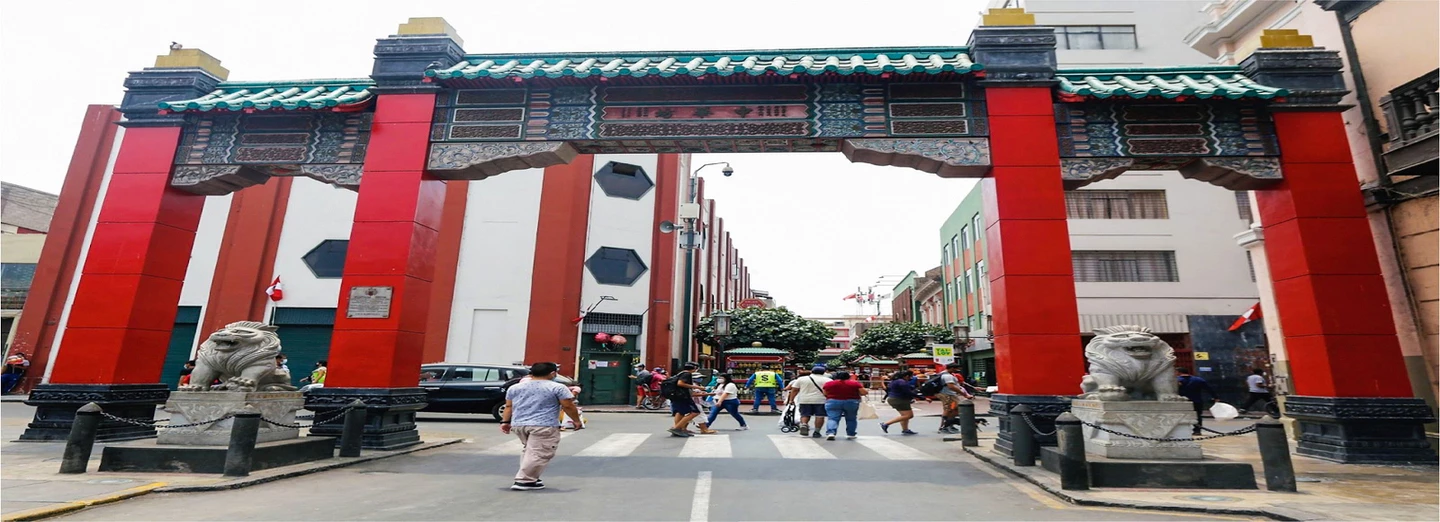 RECORRIDO TURÍSTICO: BARRIO CHINO Y TEMPLO CHINO