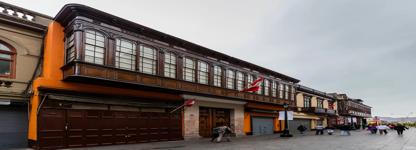 VISITA ESPECIAL: CASA ALIAGA