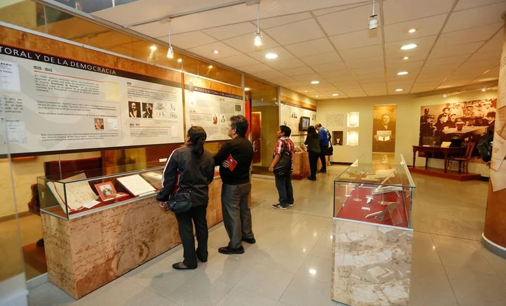 VISITA ESPECIAL: MUSEO ELECTORAL Y DE LA DEMOCRACIA