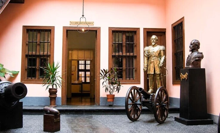 Recorrido Turístico: Héroes del Pacífico