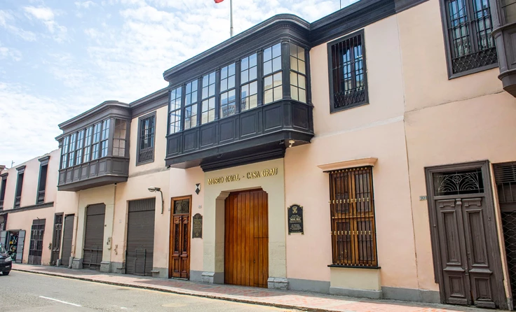Visita Especial: Aniversario del Natalicio de Miguel Grau Seminario