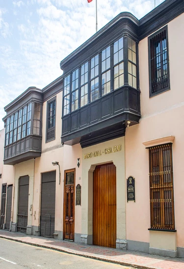 Visita Especial: Aniversario del Natalicio de Miguel Grau Seminario
