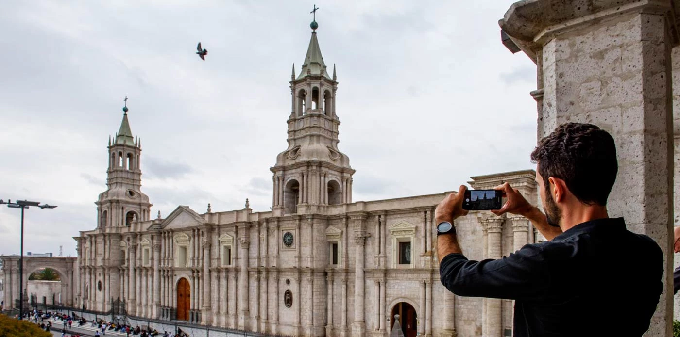 Sabores de Arequipa: una guía gastronómica para descubrir la Ciudad Blanca