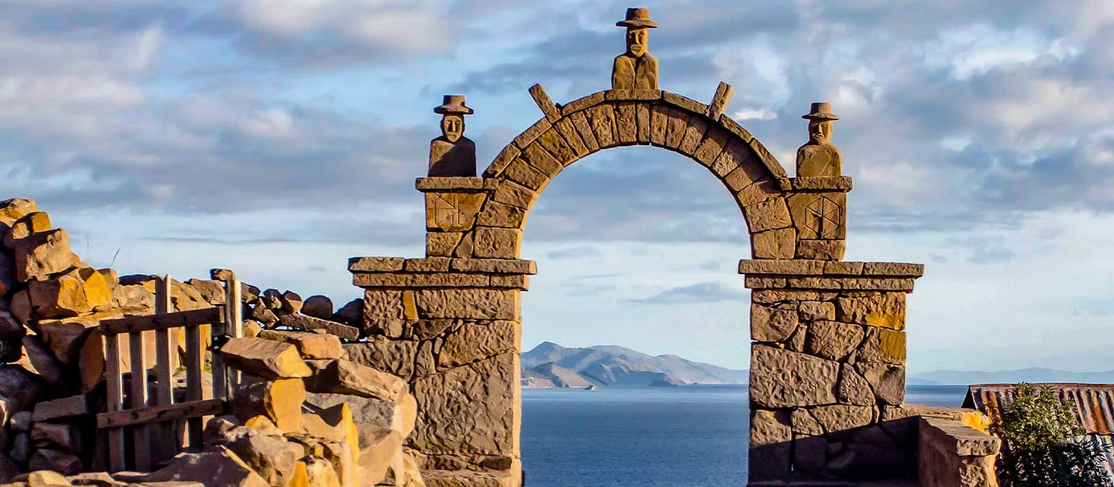 ¡Promociona tu negocio en Y Tú Qué Planes!