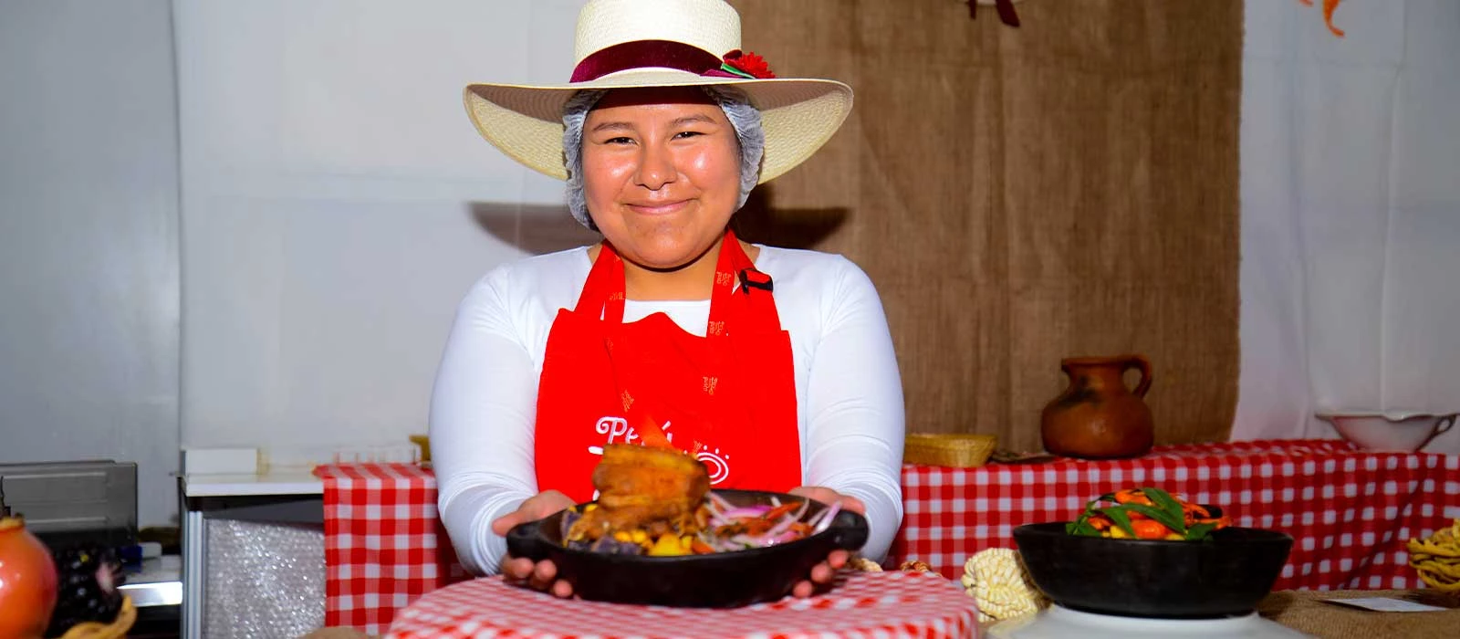 ¡Promociona tu negocio en Y Tú Qué Planes!