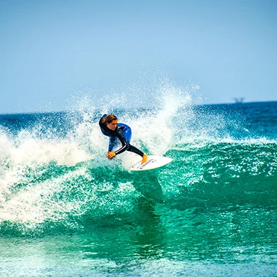¿Te gusta el surf? Descubre las mejores playas de Piura para vivir una aventura en las olas