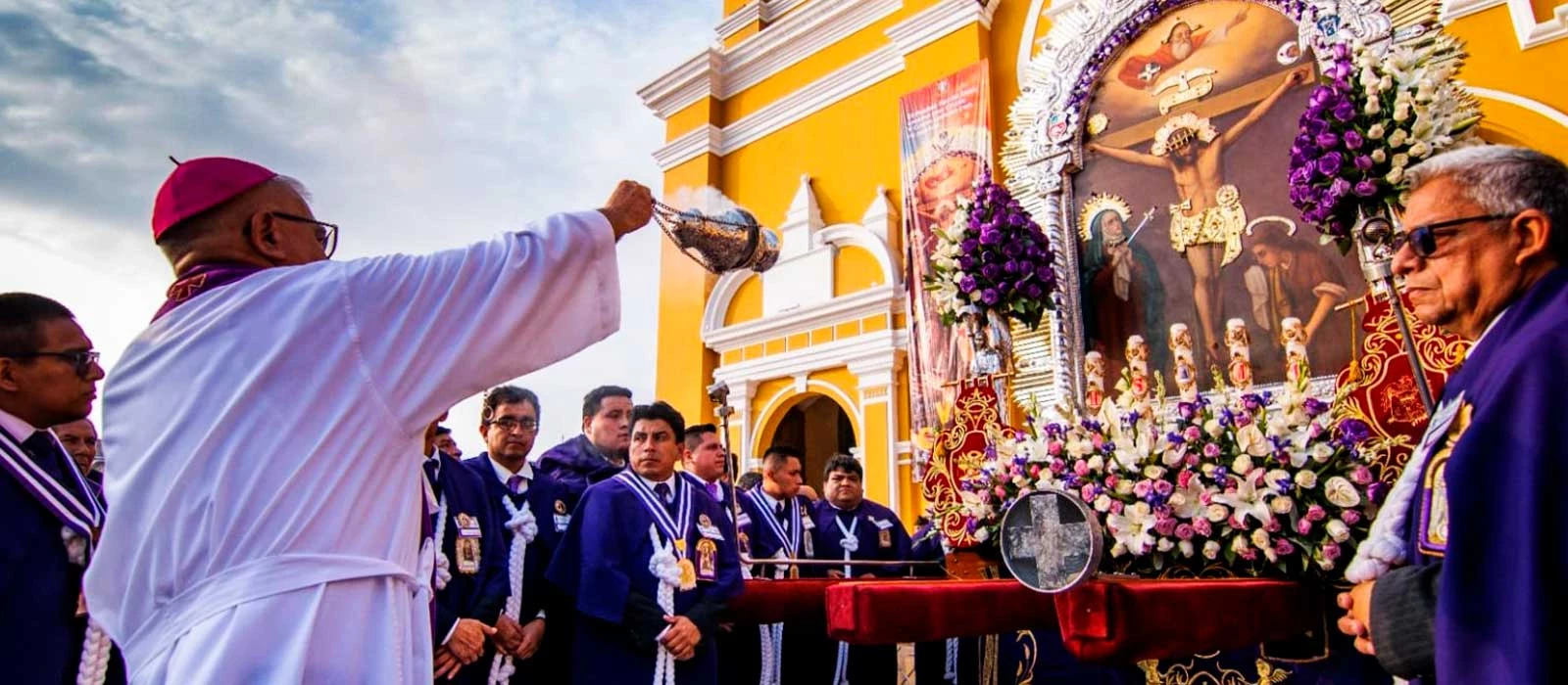 ¡Promociona tu negocio en Y Tú Qué Planes!