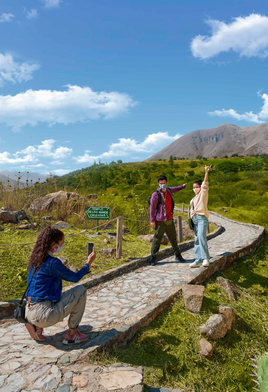  Zona Arqueológica Monumental de Kotosh y su Sala de Exhibición