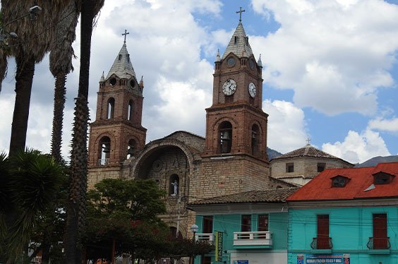 Ayacucho-Donde-Nace-el-Peru-3C.jpg