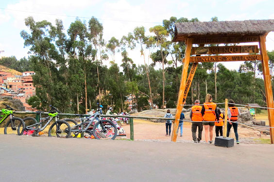 Cusco-en-bici-y-la-magia-de-Machu-Picchu-2C.jpg