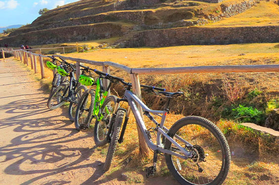Cusco-en-bici-y-la-magia-de-Machu-Picchu-3C.jpg