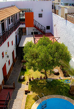 Hotel "La Casa de Theo"