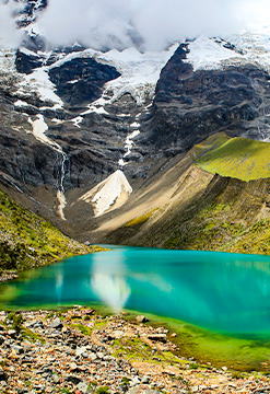 Laguna Humantay, espejo celestial