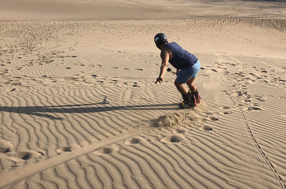 Sandboard-en-el-desierto-de-Ancon-3C.jpg