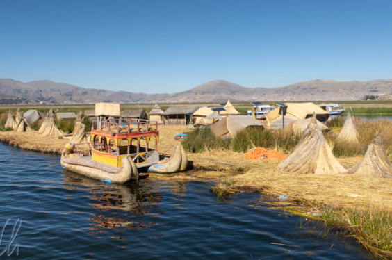 isla-amantani_carrusel_13-3