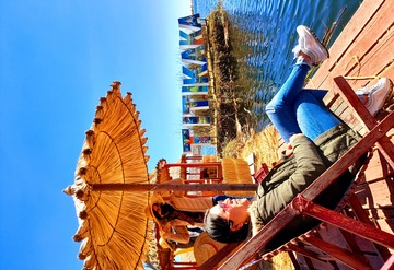 Isla de los Uros, pueblo flotante