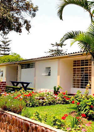 Experiencia Huampaní en Bungalow Séxtuple (incluye alimentación)