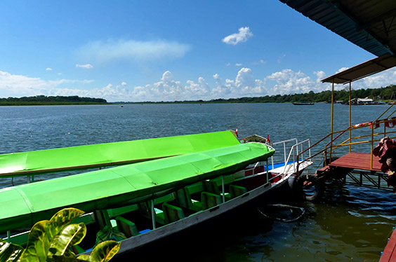 oferta-sl-1-ucayali-limosina-lacustre-lago-yarinacocha.jpg
