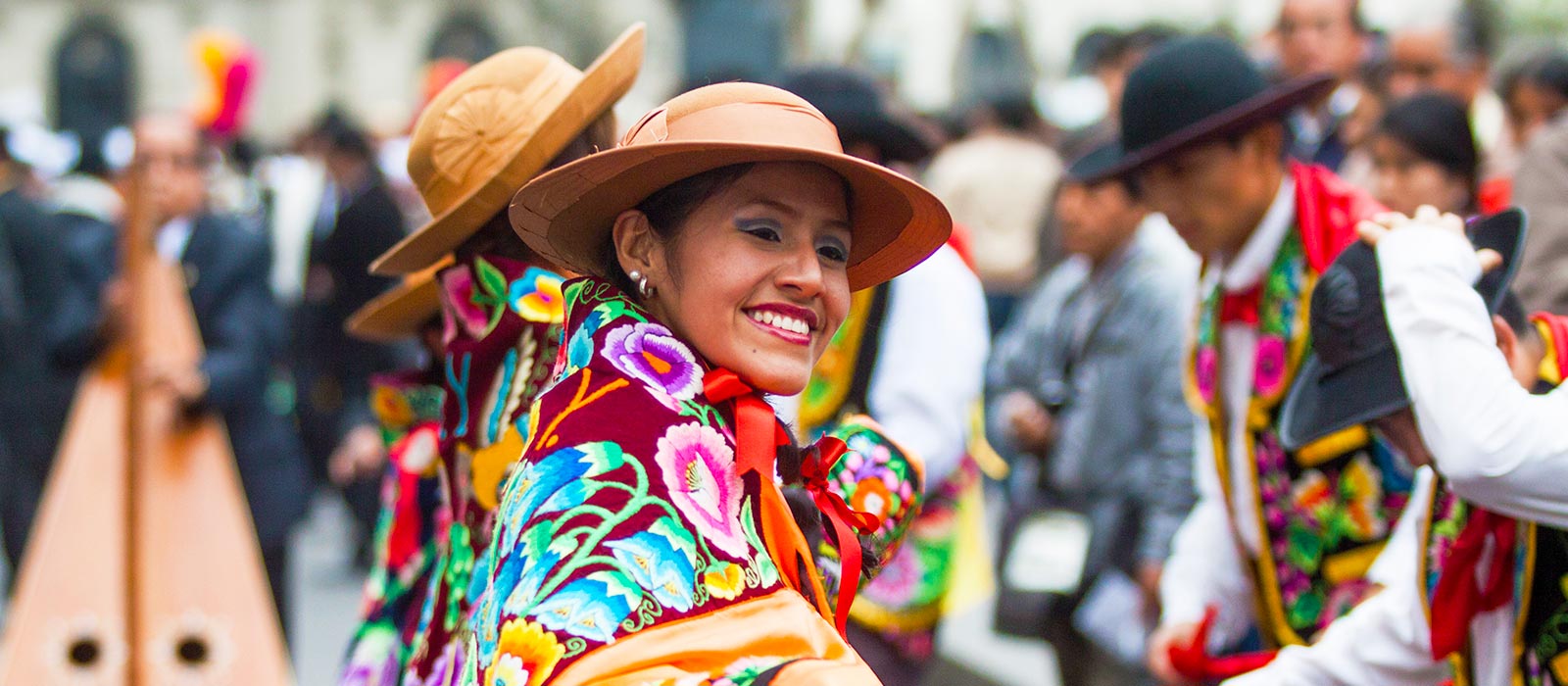 ¡Promociona tu negocio en Y Tú Qué Planes!