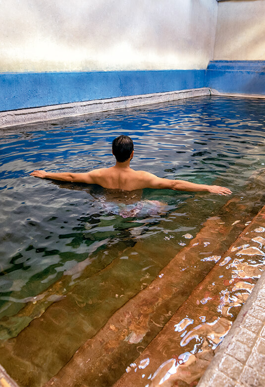 Baños Termales de Yura