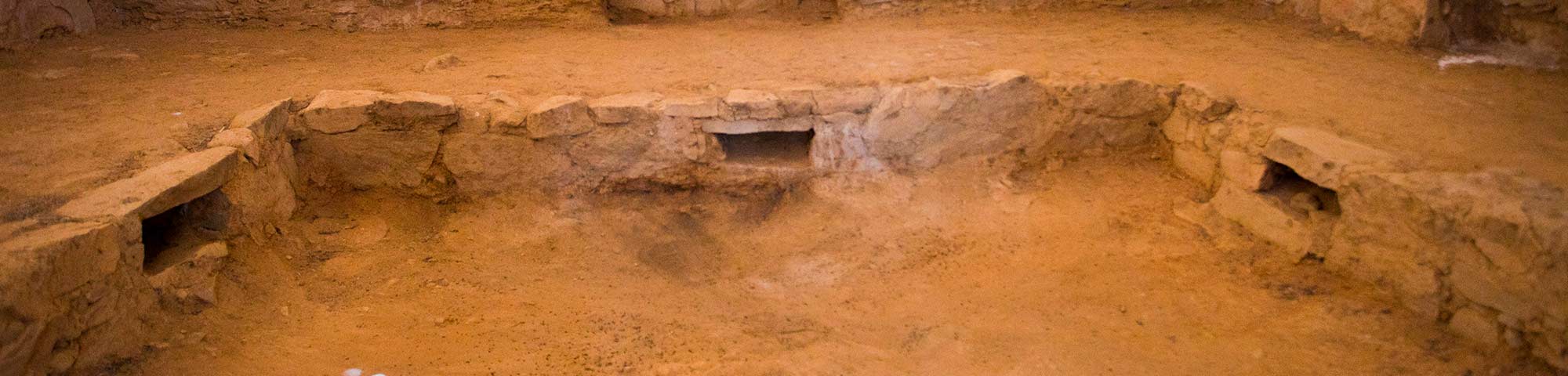 Zona Arqueológica Monumental de Kotosh y su Sala de Exhibición