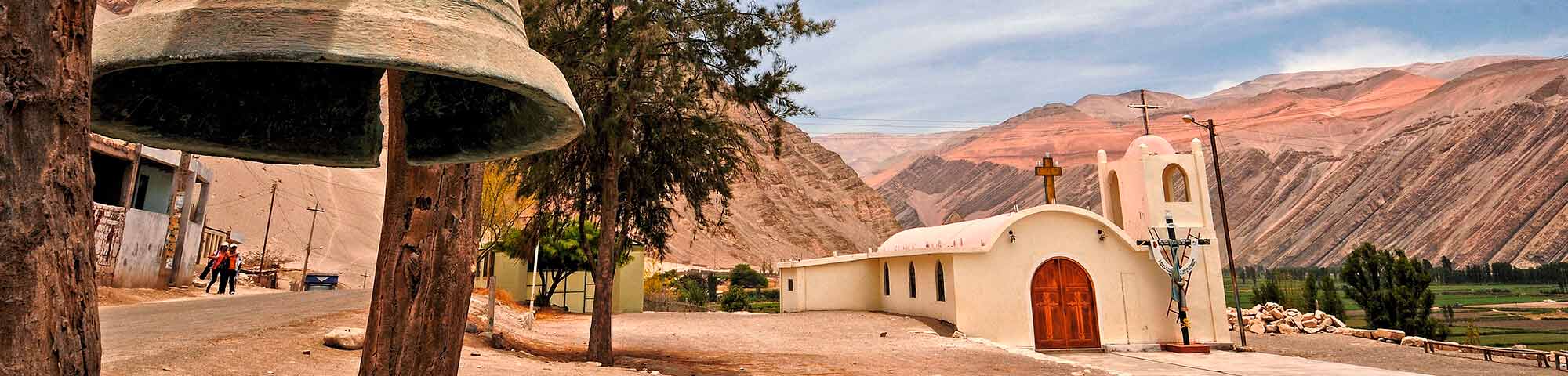 Valle de Majes y Petroglifos de Toro Muerto