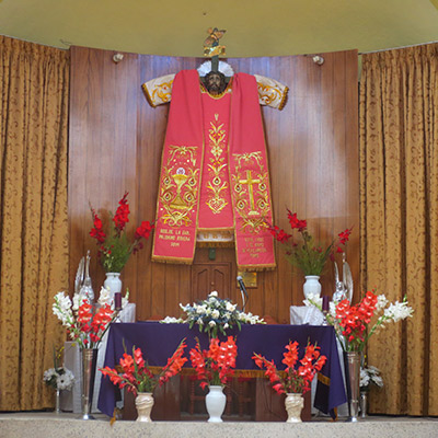 Festividad de las Cruces y Feria de las Alasitas