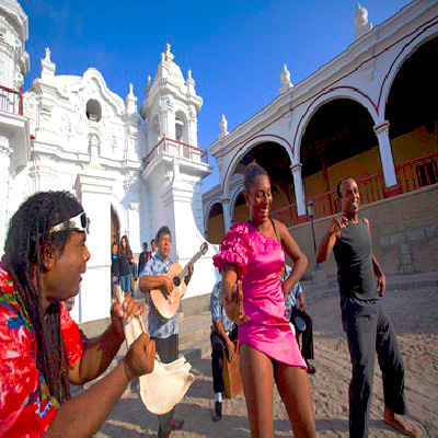 Aniversario de la Creación Política del Distrito de El Carmen 