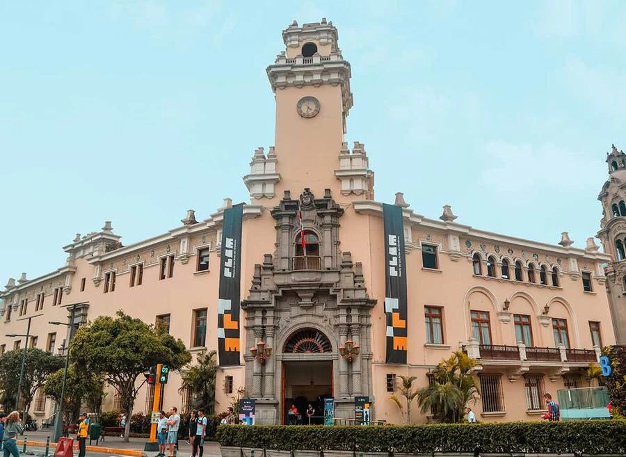 Lugares turísticos de Moquegua- Malecón de Ilo