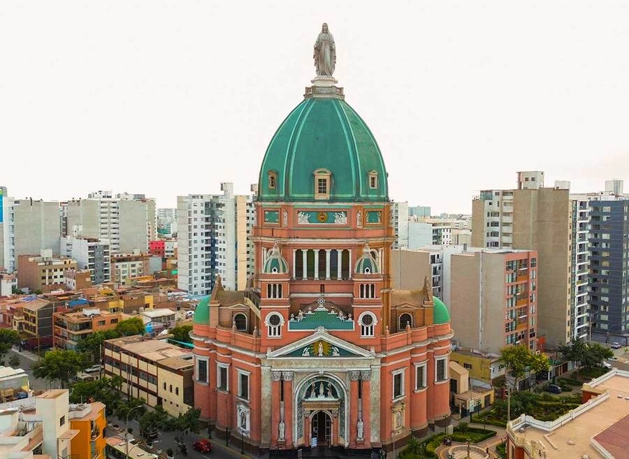 Lugares turísticos de Moquegua- Malecón de Ilo