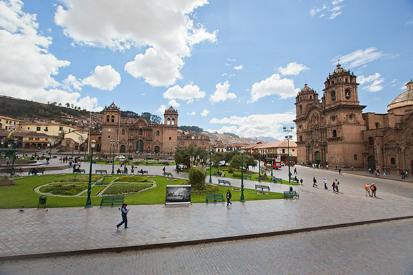 Maravillas del Cusco para Viajes Cortos - Plaza de Armas
