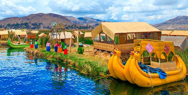 Lago Titicaca en Puno - 7 destinos imperdibles para visitar este verano