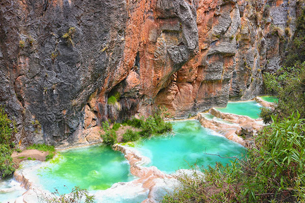 Tres fascinantes rutas de Trekking para este fin de semana largo - Piscinas naturales de Millpu en Ayacucho