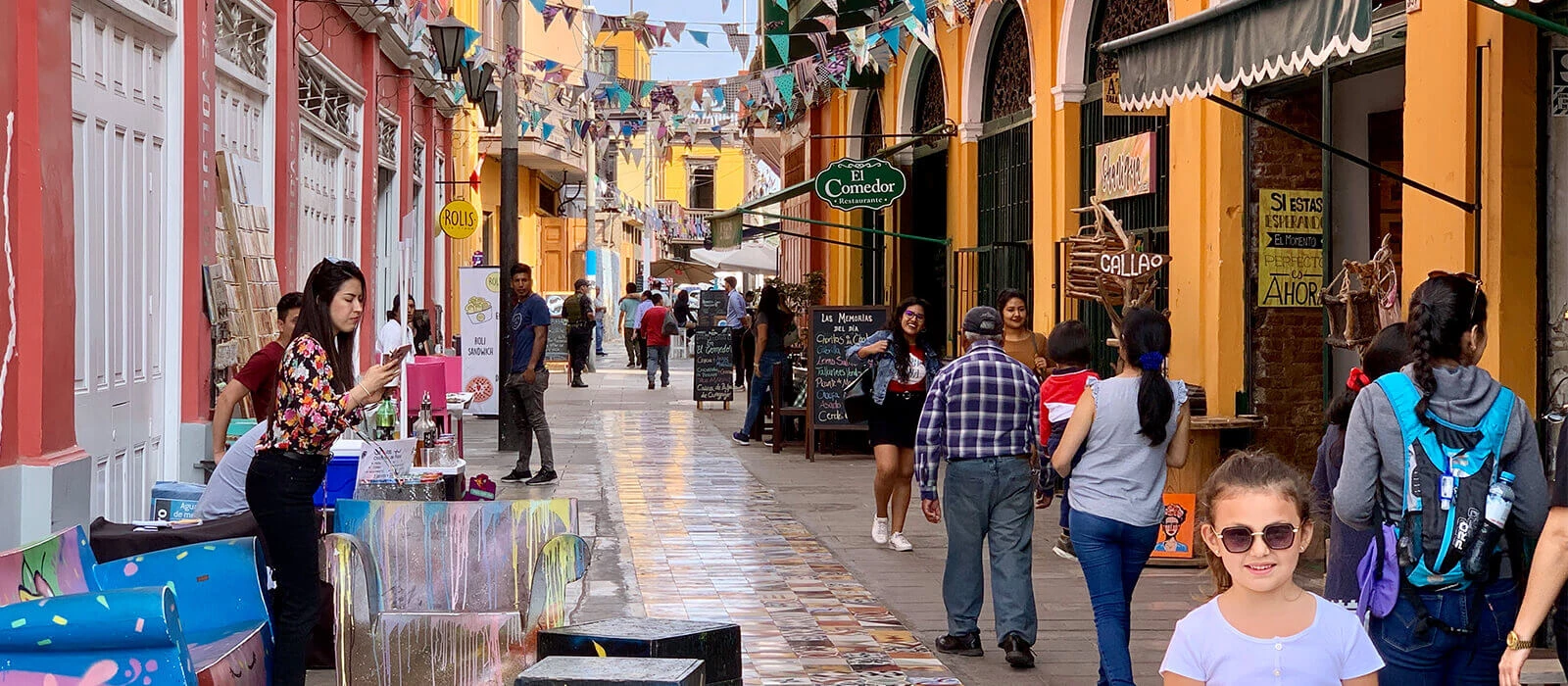¡Promociona tu negocio en Y Tú Qué Planes!