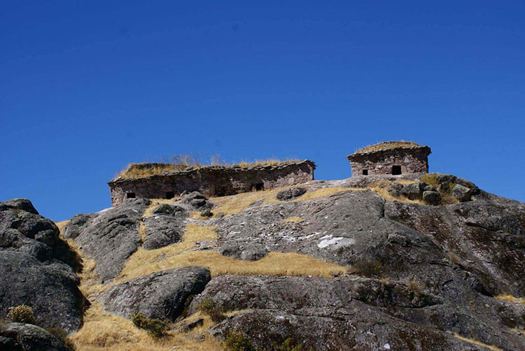 chullpas-andes-peru