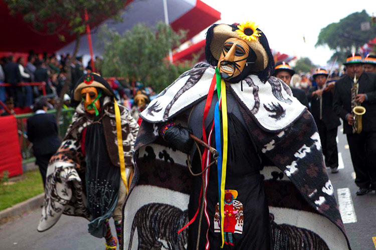 tradicion-huaconada