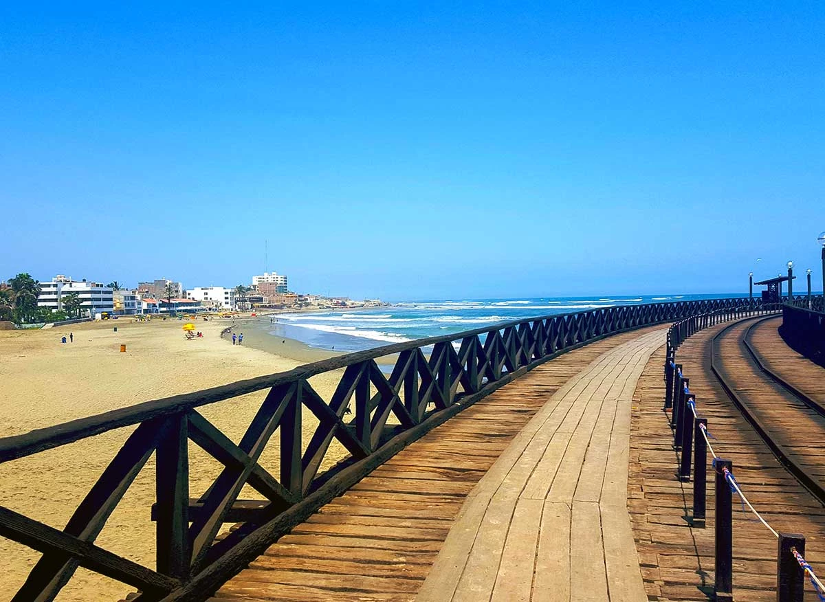 Lugares turísticos de Moquegua- Malecón de Ilo