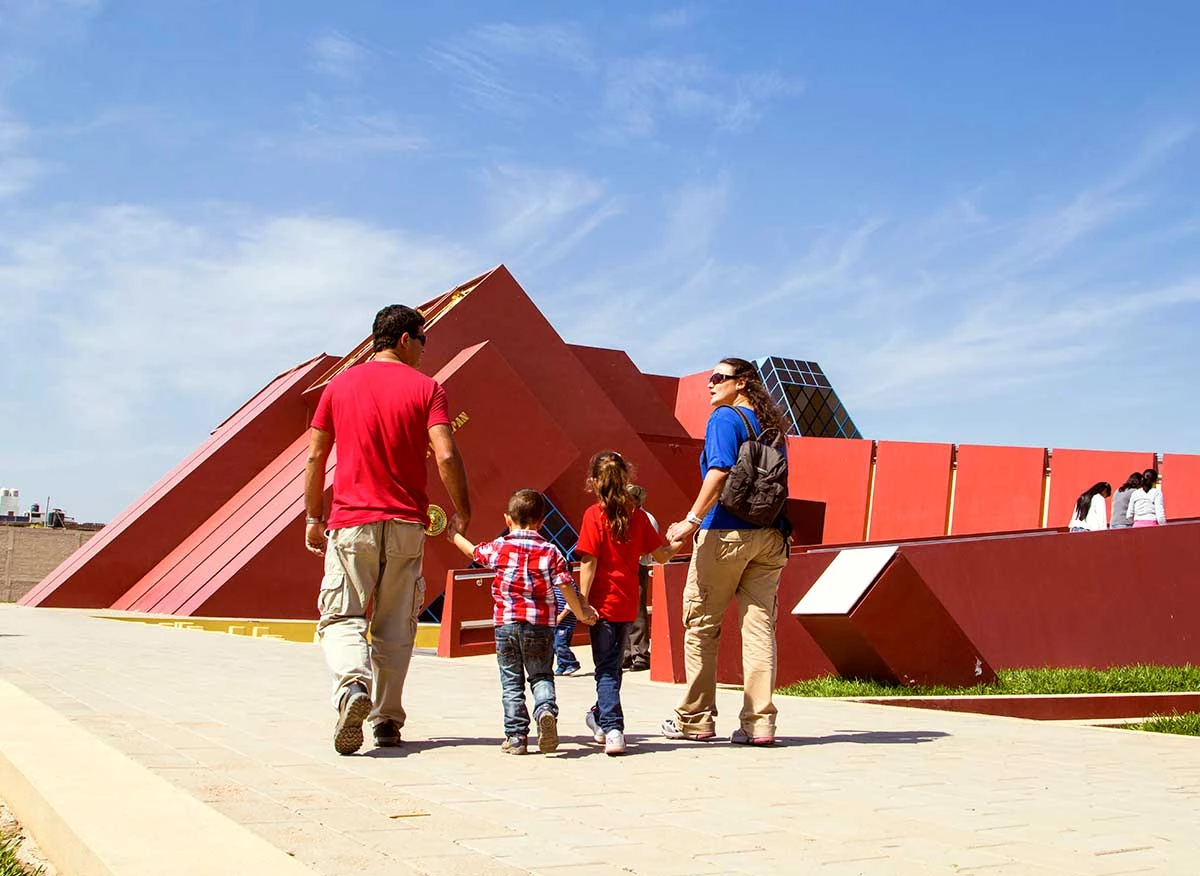 Lugares turísticos de Moquegua- Malecón de Ilo