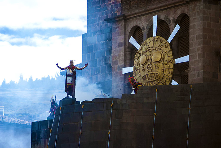 Inca en Qorikancha Inti Raymi