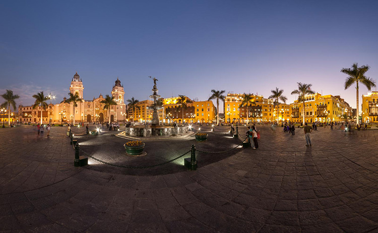 plazas del centro, lima