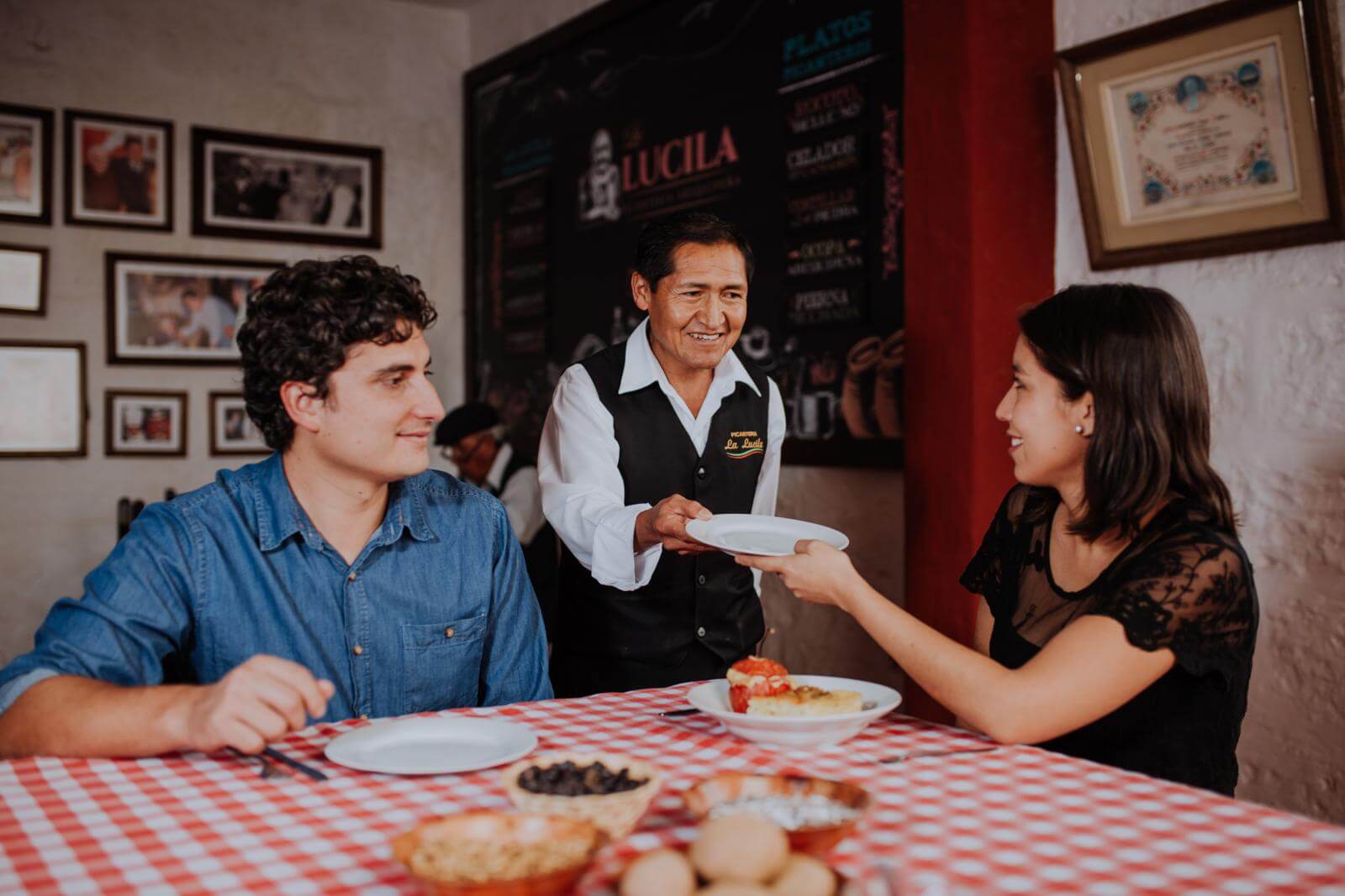 ¡Promociona tu negocio en Y Tú Qué Planes!