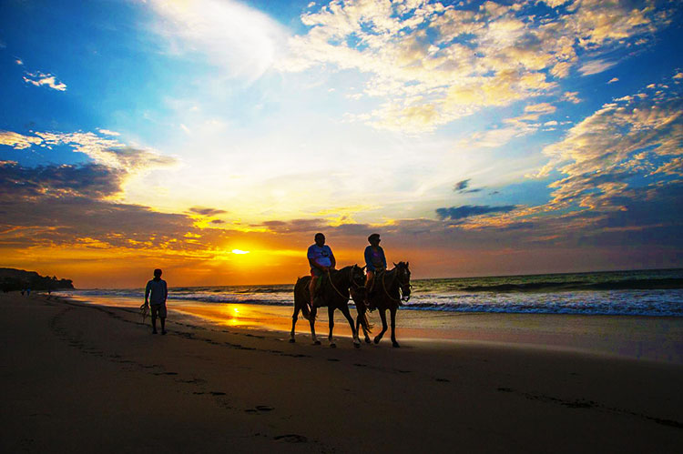 Playa Pocitas Máncora