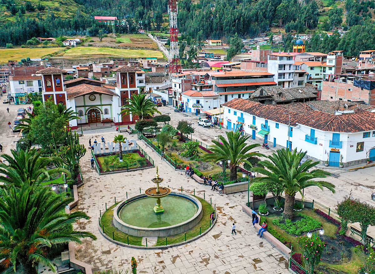 Chavín de Huantar, pasos entre el pasado y presente | Y tú qué planes?