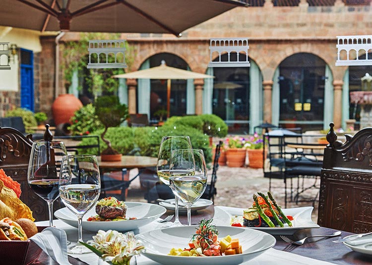 Almuerzo al aire libre en Palacio del Inka, a Luxury Collection Hotel